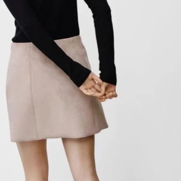 Babaton Hopper Skirt - Picture 3 of 5